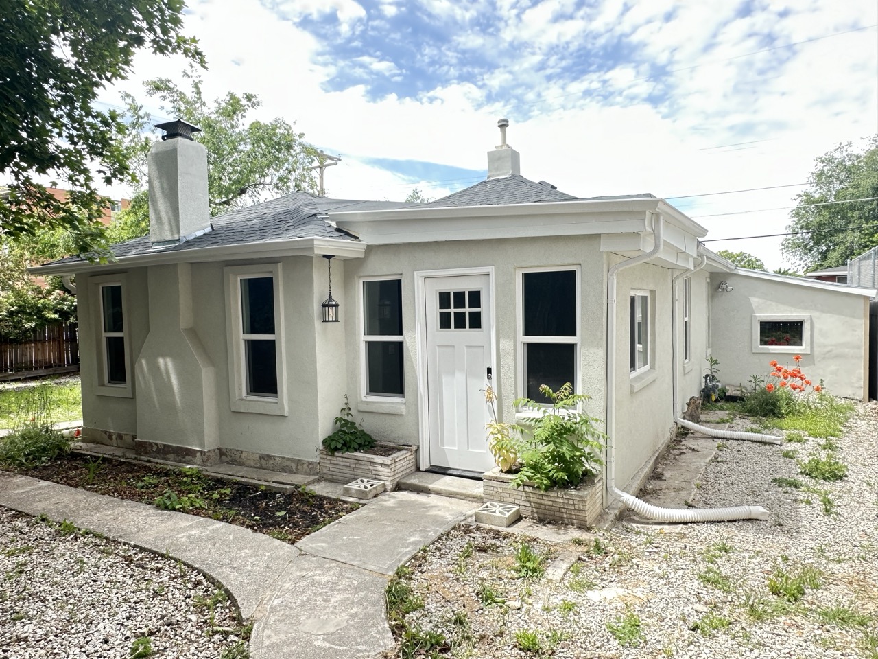 1922 Douglas Street